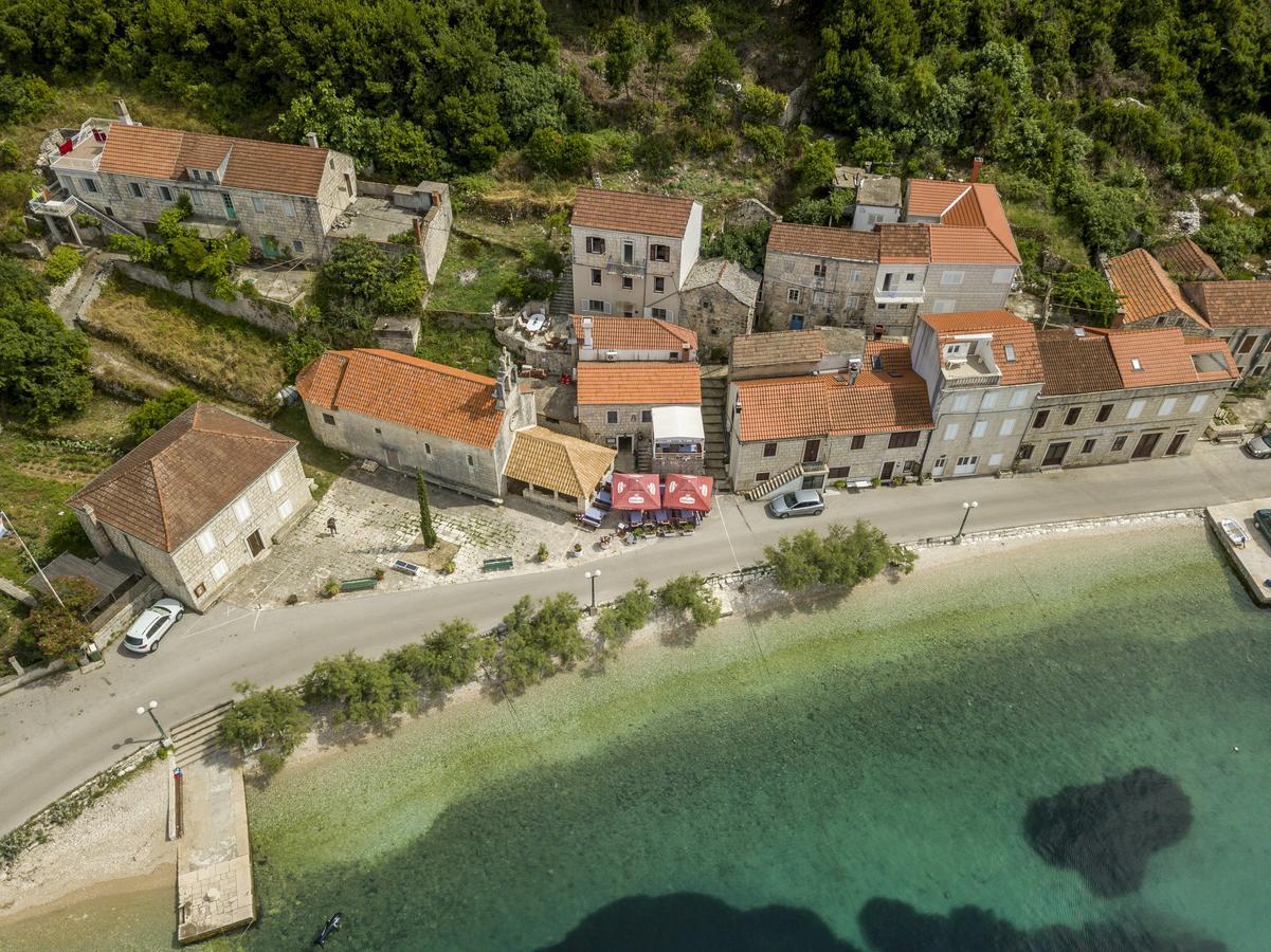 Divna Apartments And Rooms Račišće Exterior foto